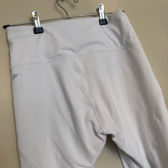 Fabletics Powerhold White Leggings size S - Picture 4 of 7